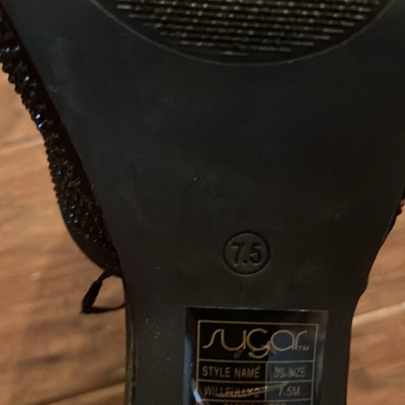 Sugar Ankle Strap Closed Toe Platforms - Picture 5 of 8